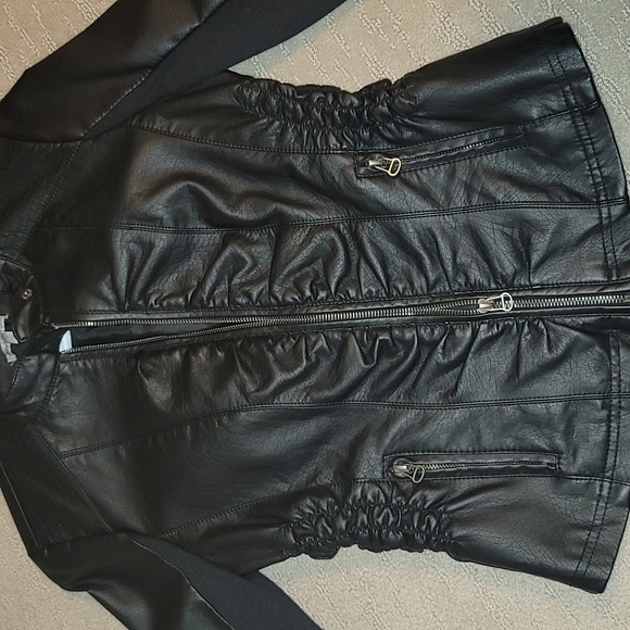 Charlotte Russe Jacket - Picture 5 of 5